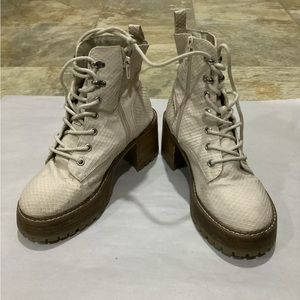 MIA combat & moto boots 🏐